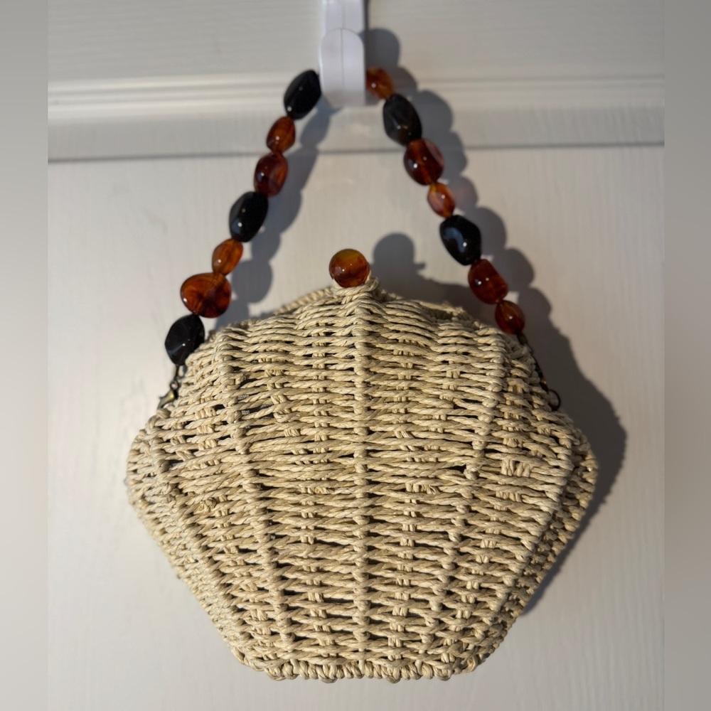 Sun n Sand Woven Cream Color Shell Bag  -Beaded Handle - New